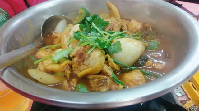 奇味雞煲 (細)