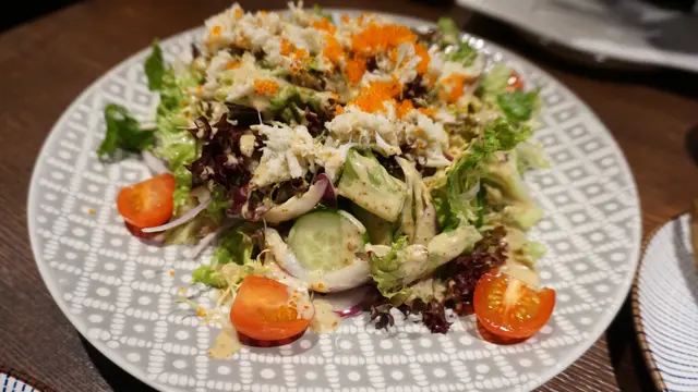 蟹肉蟹籽野菜沙律