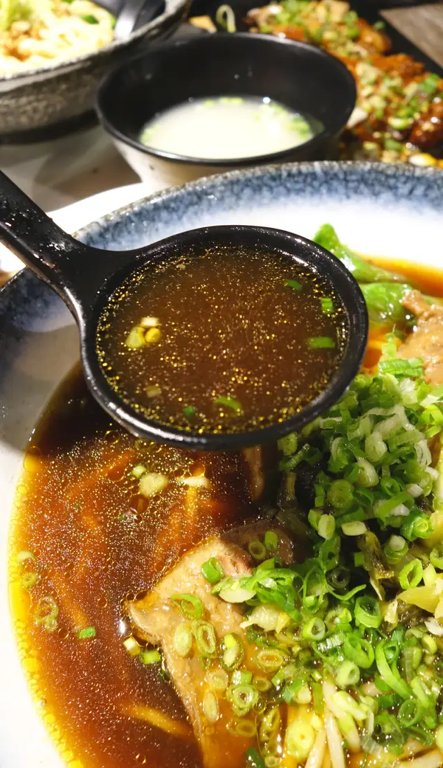  油份比例稍稍偏多, 但無損味蕾的吸收