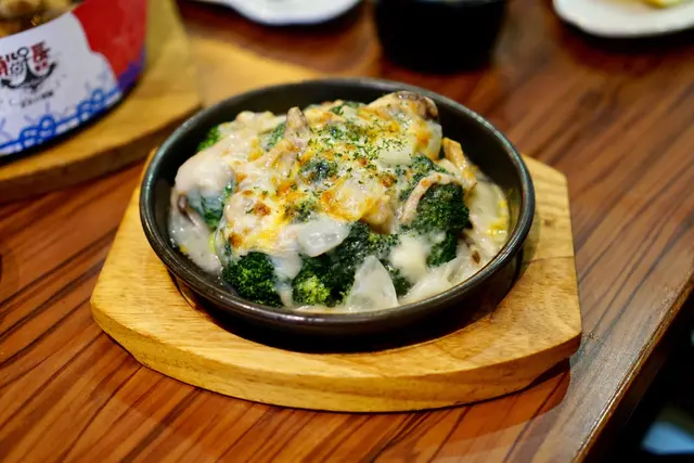 白汁芝士焗西蘭花