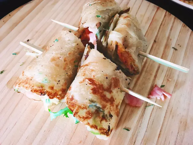 芝土煙肉蔥油卷