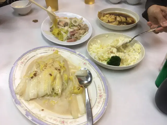 奶油津白，醉雞，賽螃蟹，三鮮炒年糕