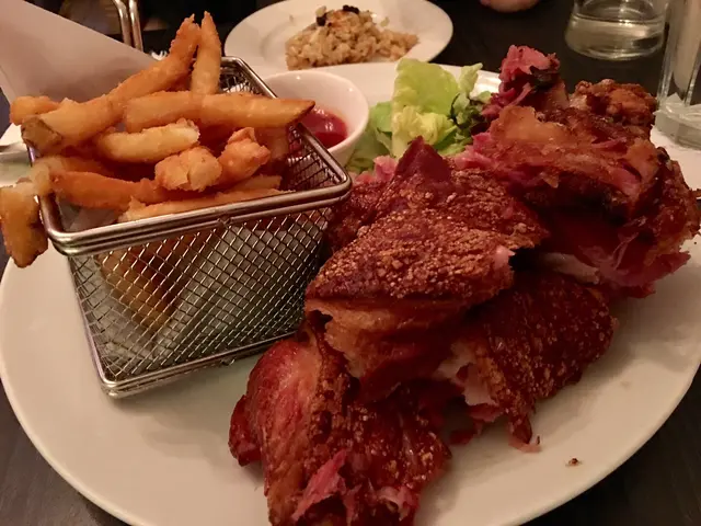 德國式燒咸豬手