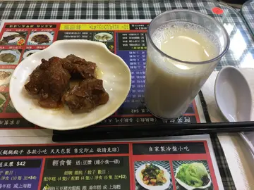 糖醋排骨，豆漿