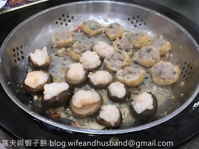 百花釀花菇和家鄉釀豆卜