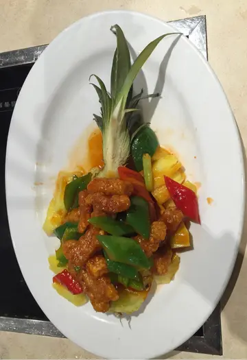 菠萝咕噜肉