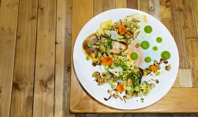 這碟的擺碟賣相雖然凌亂, 但不減其味道的發揮