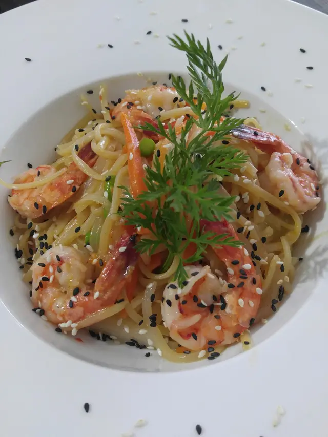 泰式鮮蝦扁意粉