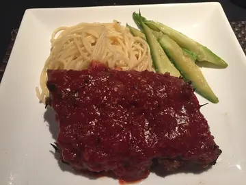 士多啤梨骨