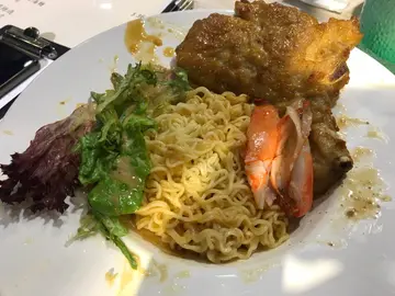 龍蝦汁豬扒蟹棒𤏪一丁