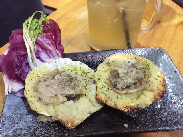 牛油蒜蓉燒扇貝