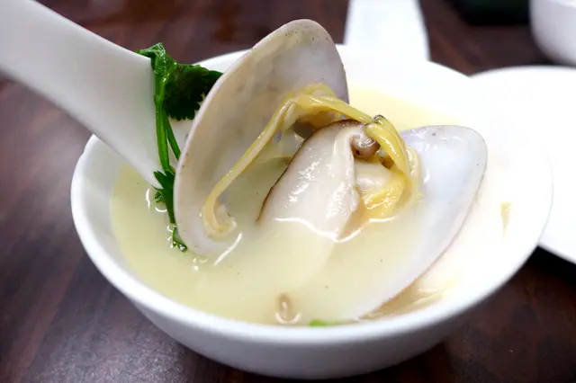 什菌豆腐大蜆湯