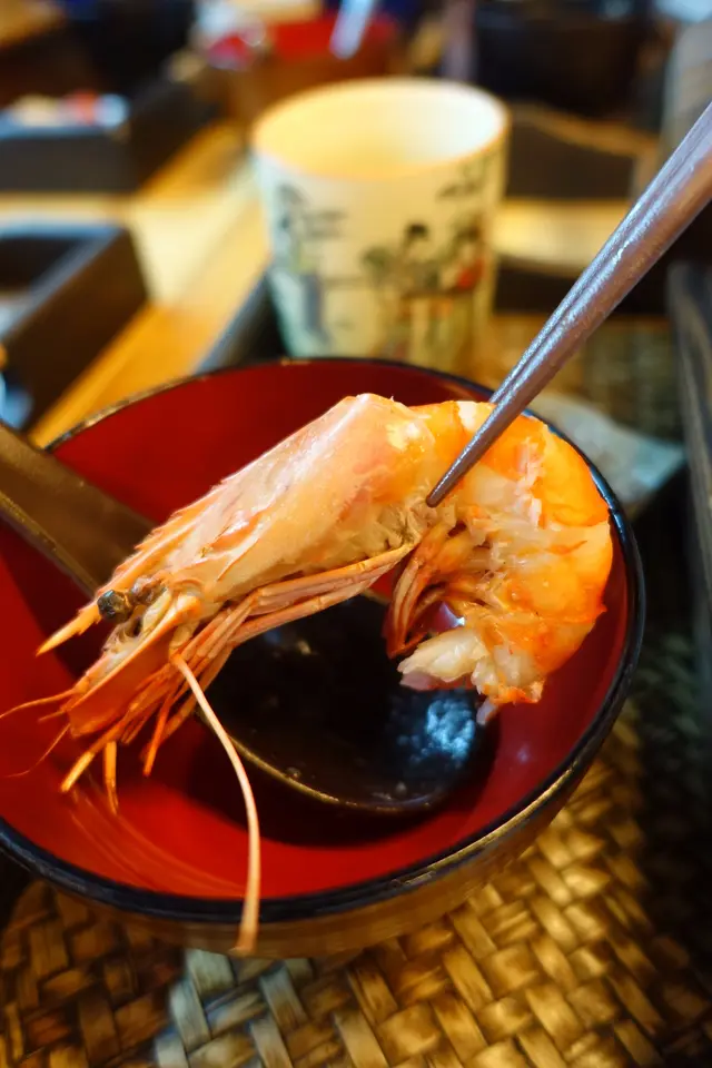 海蝦色澤鮮明又彈牙！