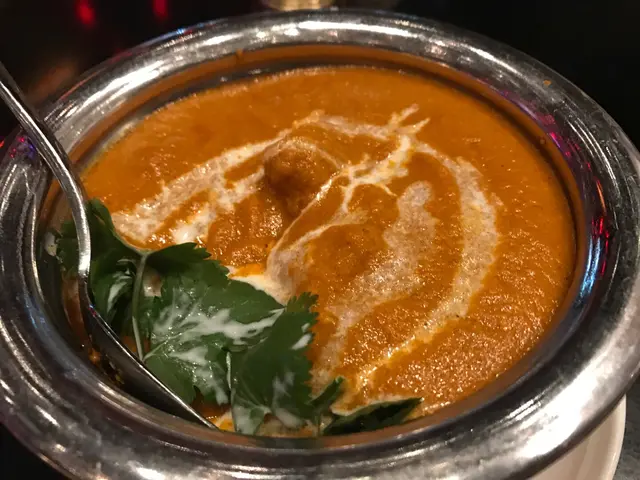 個汁濃到起沙嫁！微甜微辣D雞又大件又滑，配Naan食一流！