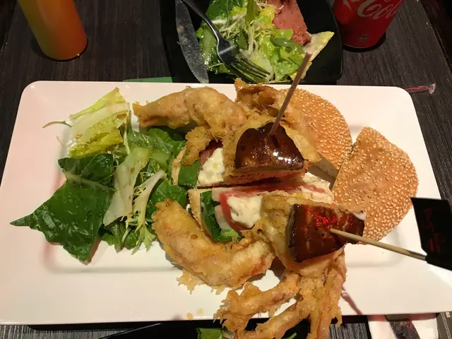 鵝肝軟殻蟹漢堡包