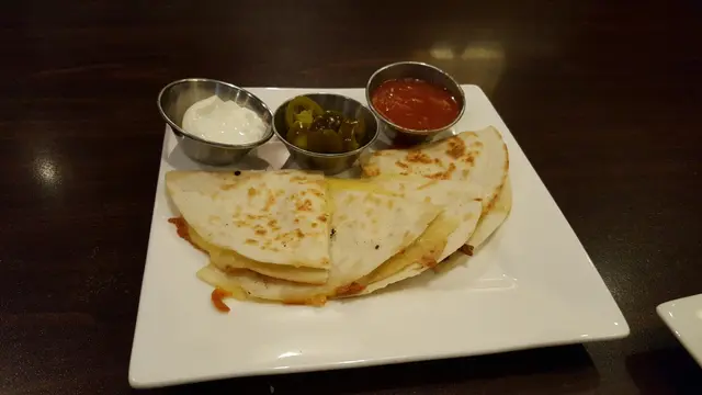 有埋sour cream,salsa同墨西哥辣椒