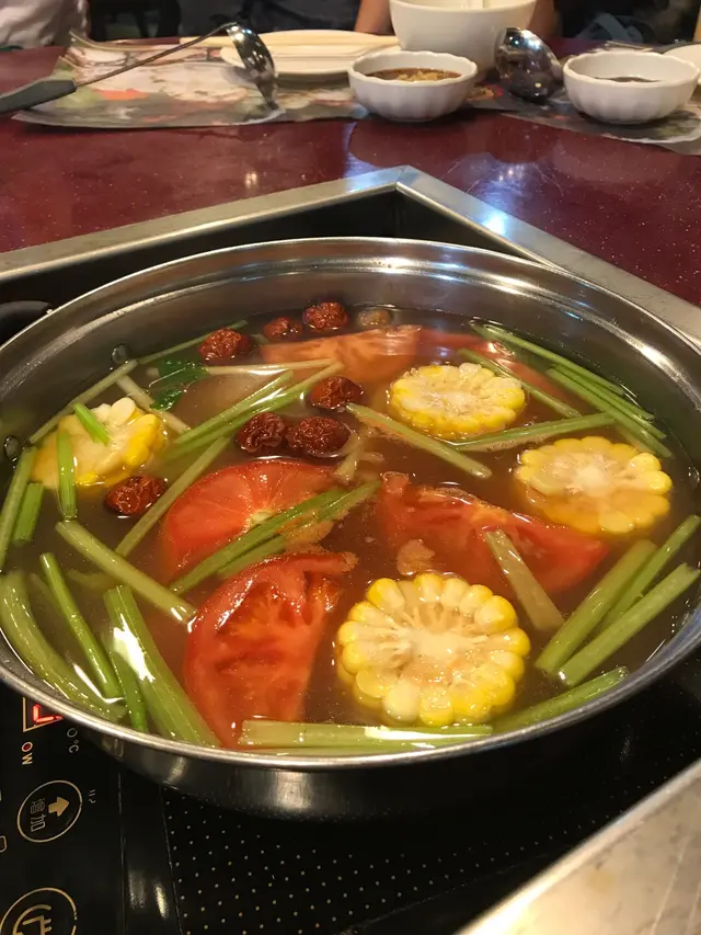 本來預左只有蕃茄同薯仔,原來仲有粟米,龍眼肉,紅棗