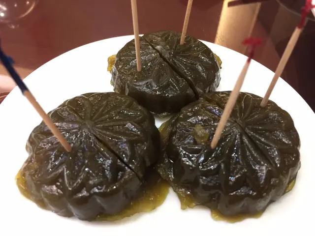 欒樨餅, 只有在佛誕時期才有的特色食物, QQ的, 甜甜地, 每年必叫.