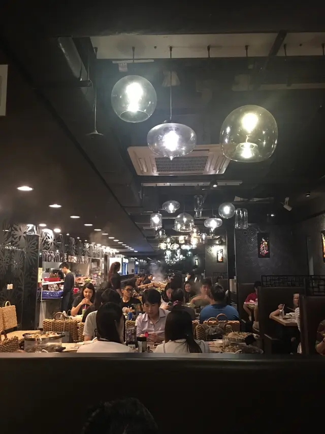 臨走已經全滿,仲有人係外面等位