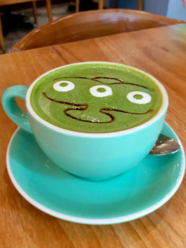 熱綠茶鮮奶