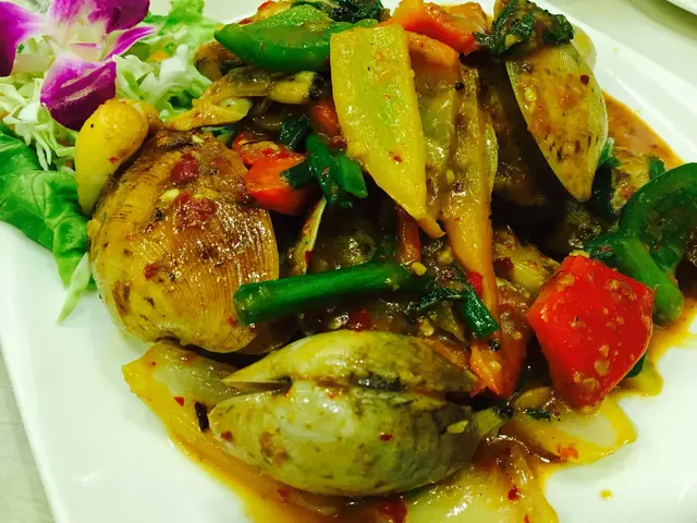 大蜆鮮甜惹味，食材配菜足料