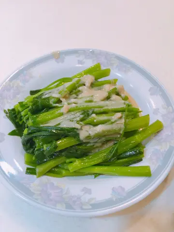 通常都会 $12 加碟菜, 健康D 又大碟, 抵食