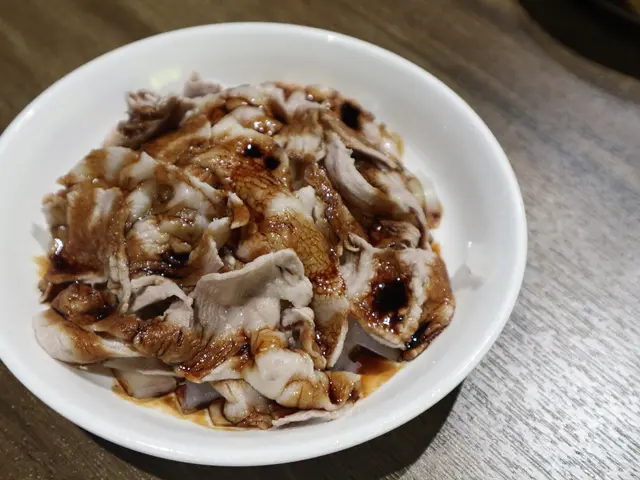 白切黑豚肉粉皮