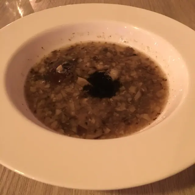 黑松露蘑菇湯