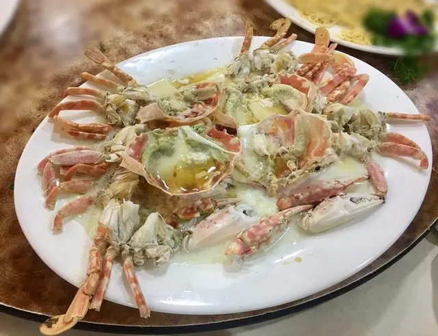 花雕蛋白蒸蟹