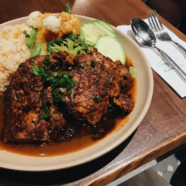 豬軟骨野菜咖哩飯