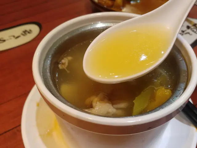 蕯瓜鳳梨苦瓜雞湯