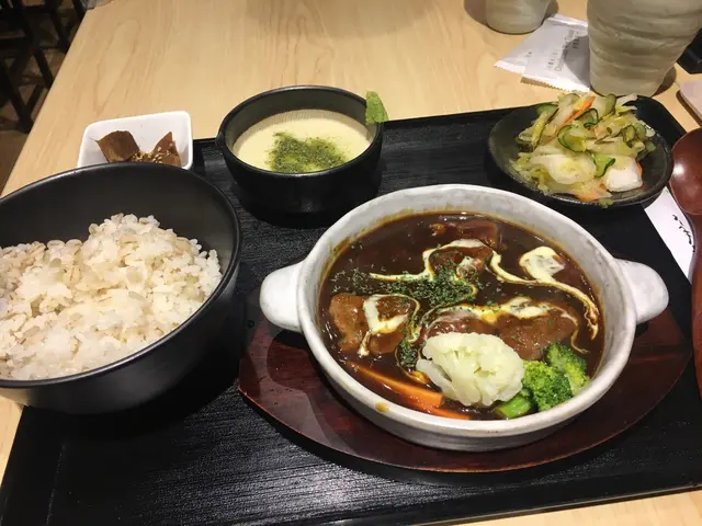 特製紅汁牛脷定食