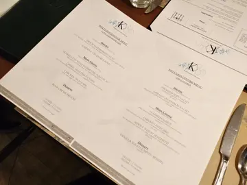 LOW-CARB AND LOW-CALORIE MENU