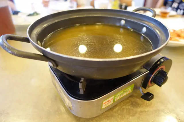 象拔蚌 (湯底+$30)