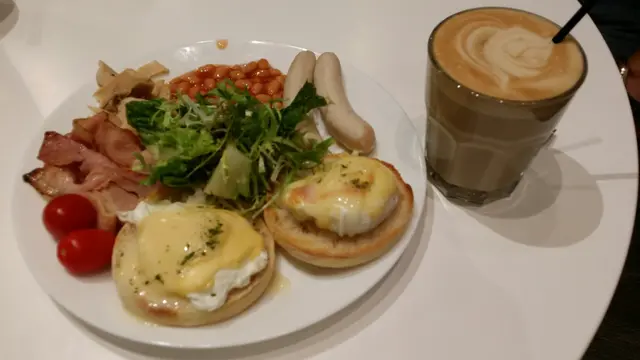 班尼迪蛋全日早餐