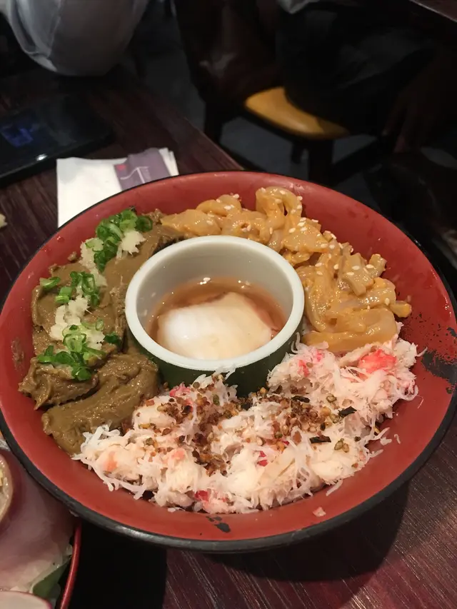 薔薇二段丼(下層)