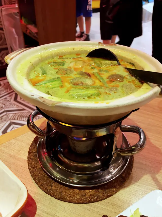 泰式青咖喱軟殼蟹鍋(配法包)