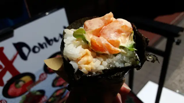 夏威夷三文魚手卷