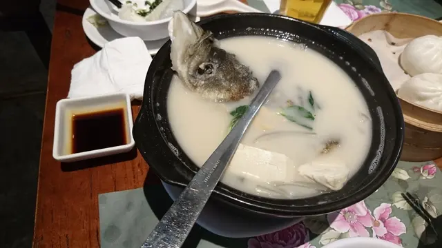 砂鍋粉皮魚頭湯