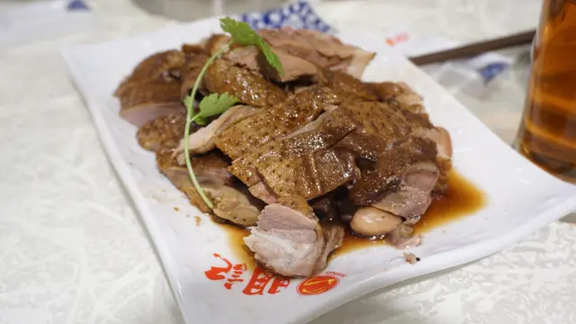 孖寶E 鹵水獅頭鵝肉片廿