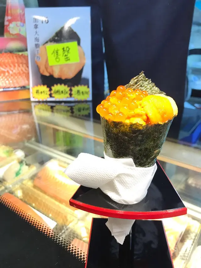 三文魚籽每一粒脆卜卜, 海膽新鮮