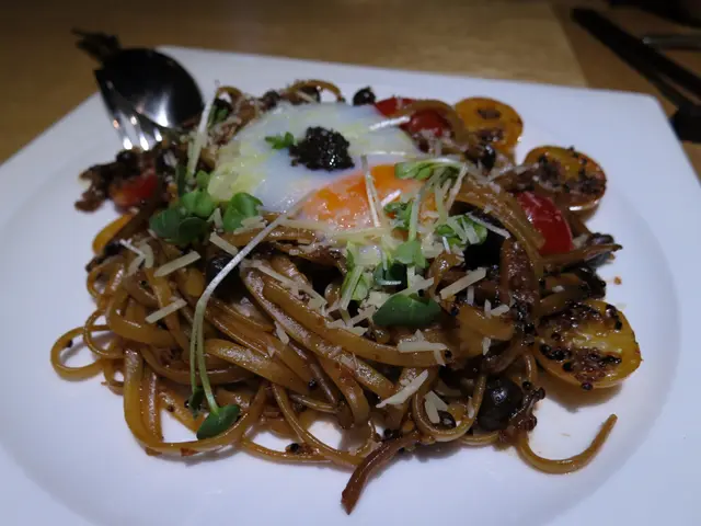 本茹藜麥黑松露溫泉蛋意粉