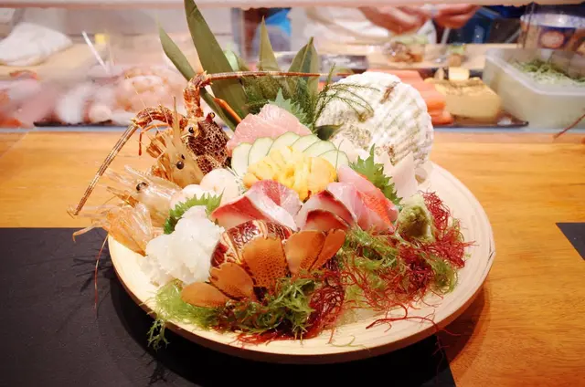 特上錦繡刺身拼盤 + 龍蝦刺身