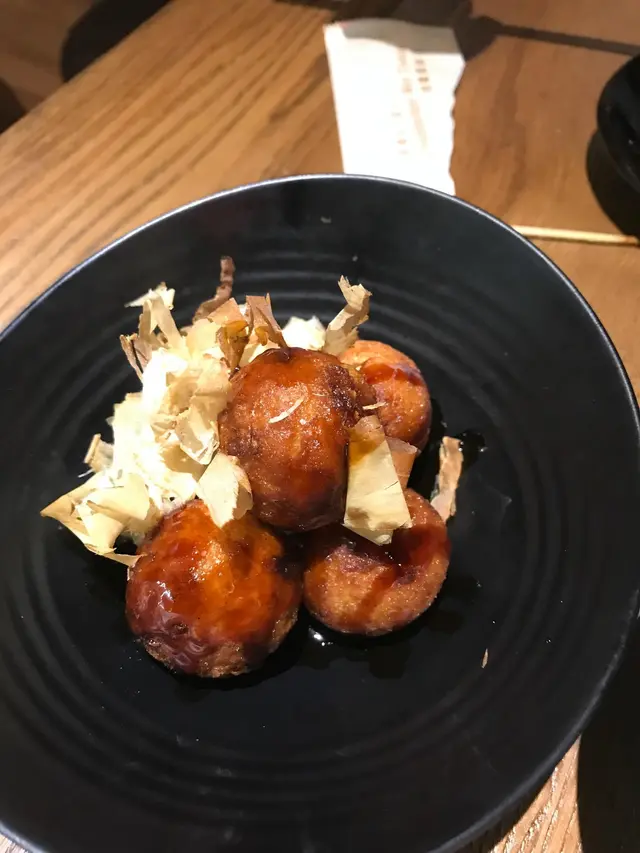 個汁好香,入面好軟熟唔會成口漿,似好多薯蓉,出面又勁脆!!