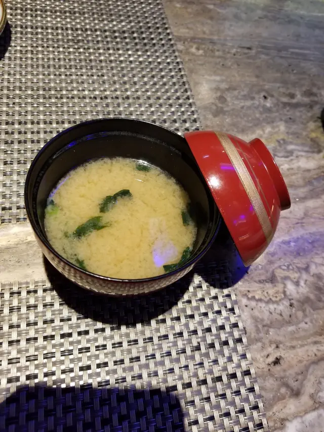 滑子菇味噌湯