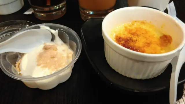 木糠布甸，焦糖燉蛋