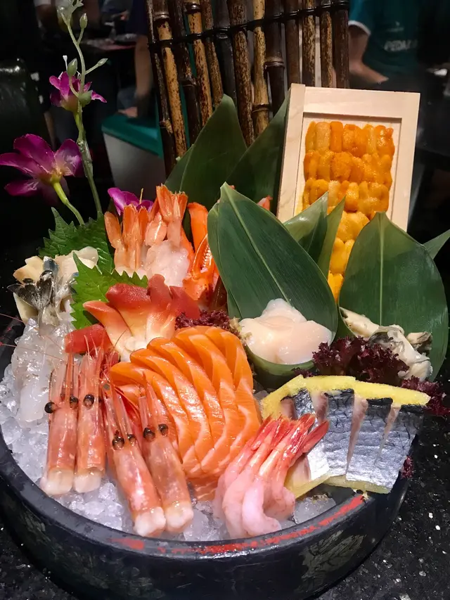 刺身拼盤