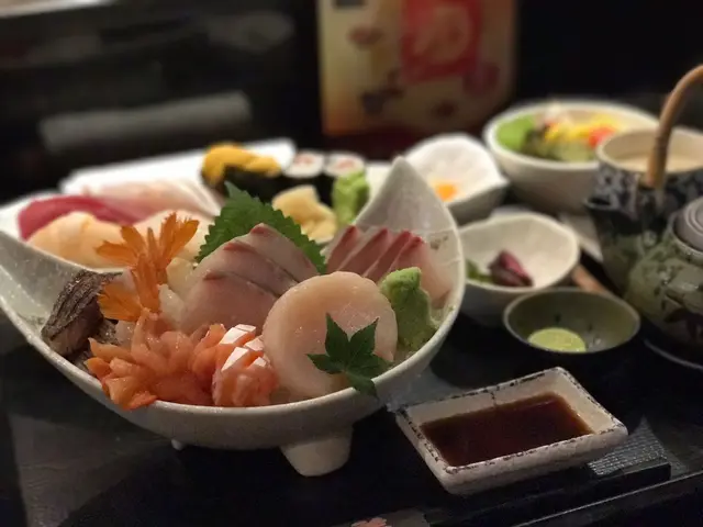 廚師推介刺身壽司定食