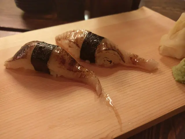 鮫鰈魚邊壽司