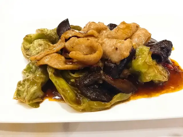 皺皮椒黑虎掌菌炒黑豚肉